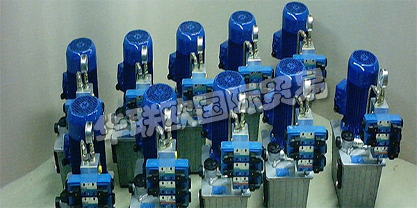 德國B&B HYDRAULIK-TECHNIK主要產(chǎn)品：B&B HYDRAULIK-TECHNIK閥門等。B&B HYDRAULIK-TECHNIK GmbH由Helitut Brocke和HenningB?hr于1983年在Witten-Herbede成立。目的是銷售用于骨料結(jié)構(gòu)的液壓元件和液壓附件。在短時間內(nèi)，對完整的Hydraulilk系統(tǒng)的需求變得非常大，以至于他們的生產(chǎn)開始了。